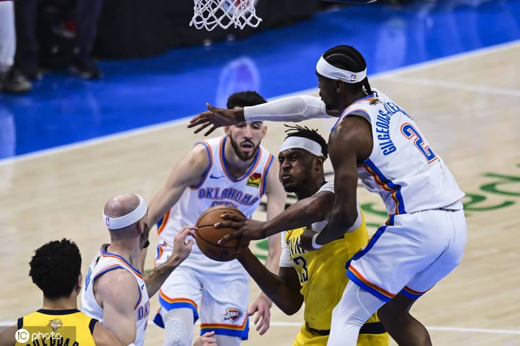 阿尔艾因足球_亚历山大31+10杰伦40分 雷霆胜步行者拿到冠军点