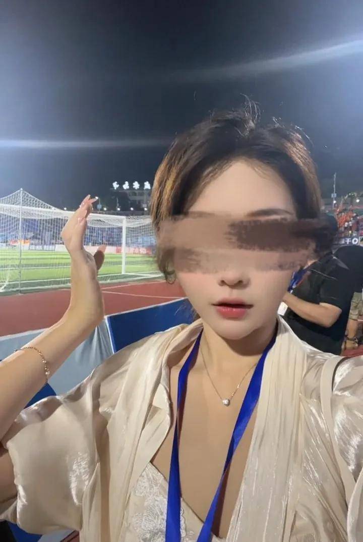 皇冠信用網网址
_女主播称遭伪装快递包裹炸伤皇冠信用網网址
,湖南警方通报