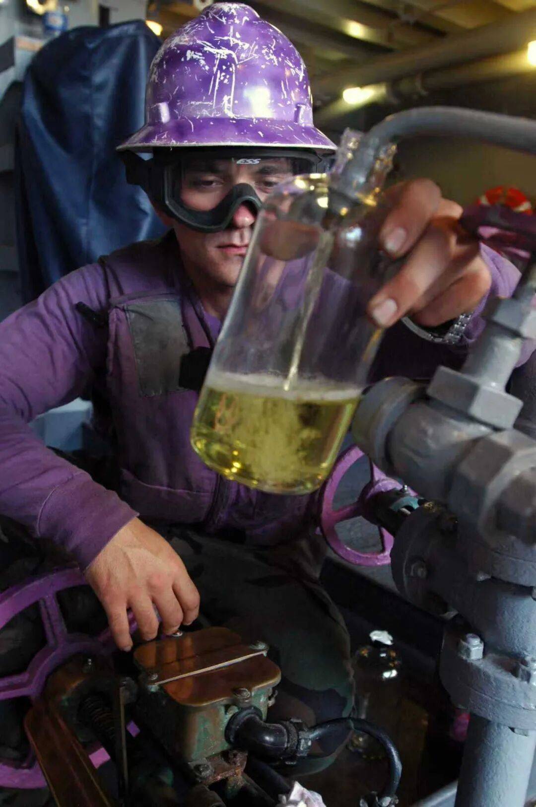 皇冠信用怎么弄_美海军在南海连摔两架飞机皇冠信用怎么弄，因电磁攻击？中国军号发文