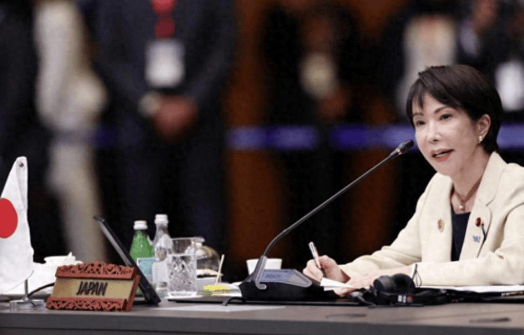 皇冠登一登二登三区别_特朗普都不敢做的事皇冠登一登二登三区别，高市早苗做了，中方为何不给贺电，已有答案