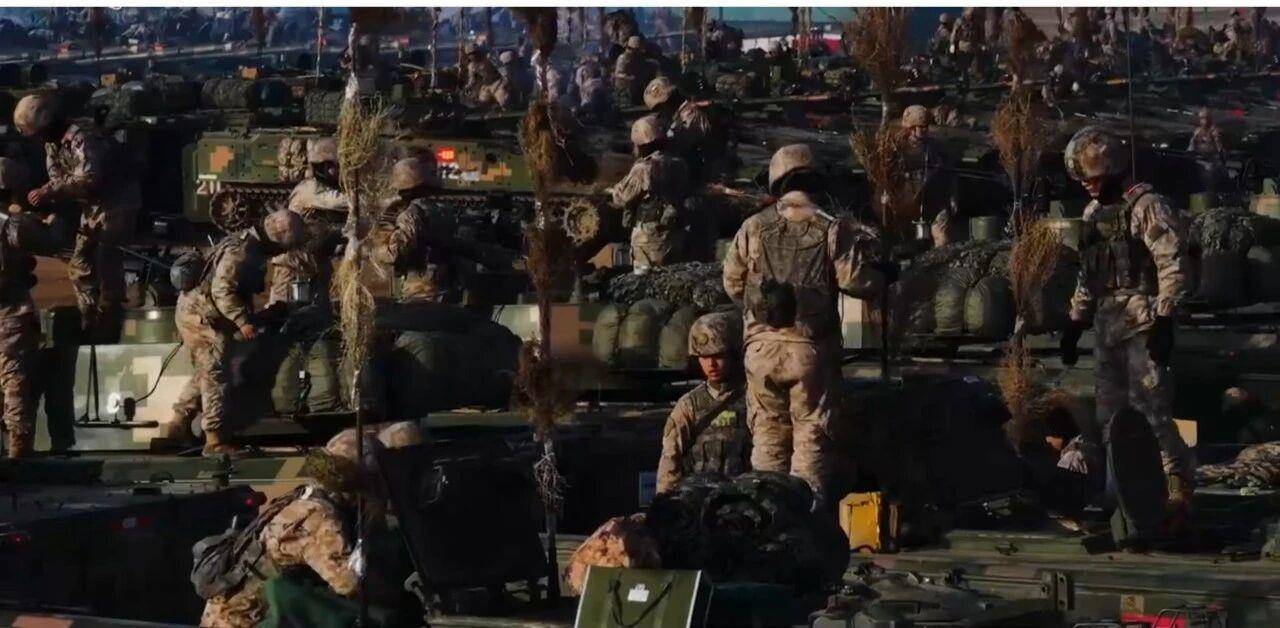 欧冠足球比分_大场面！机器狗、无人机开路欧冠足球比分，实兵对抗演练画面公布