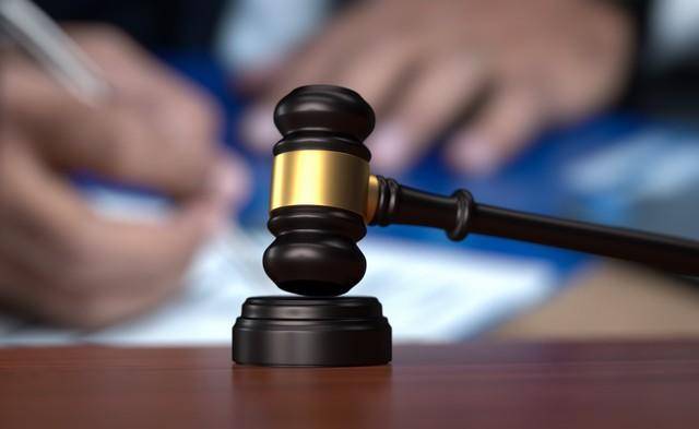 皇冠信用網开号_派出所副所长收5万元后释放卖淫女子及组织者皇冠信用網开号，被判徇私枉法罪获刑