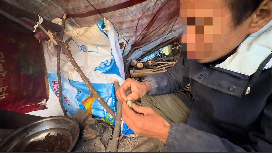 皇冠信用网押金多少
_浙江瑞安“荒野求生”挑战赛被曝投喂选手、内定获奖者等问题 主办方回应|封面头条