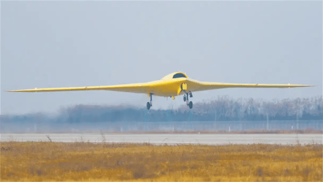 皇冠信用盘网址_美航母千里驰援日本？央视主动曝光彩虹7皇冠信用盘网址，突防效果超B2