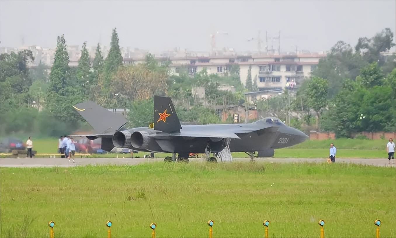 皇冠会员如何申请_中航官宣：歼-20S具备对地、对海打击能力皇冠会员如何申请，可与无人机协同作战！