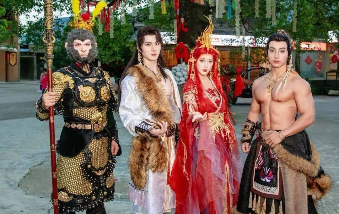 皇冠登3代理注册_景区5万月薪招185腹肌帅哥陪滑官？相关负责人：属实皇冠登3代理注册，竞争激烈