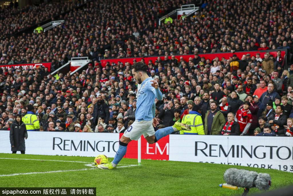 亚洲杯男足2023赛程_阿玛德模仿库尼亚魔性舞蹈亚洲杯男足2023赛程！这一段舞如何让曼联的庆祝更加疯狂？