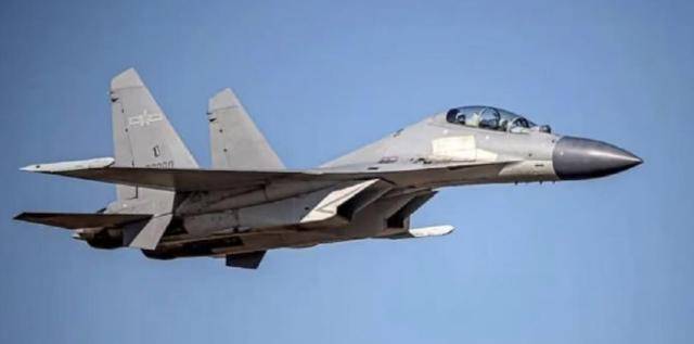 世界杯代理拿盘_台海再现激烈对峙世界杯代理拿盘，歼16三连击重创台独气焰，台军已被枪口顶住