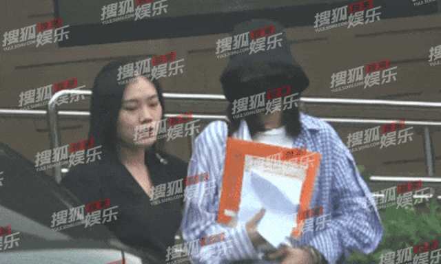 皇冠登3管理出租_她好像真的未婚先孕了皇冠登3管理出租?全网都在猜孩子生父是谁
